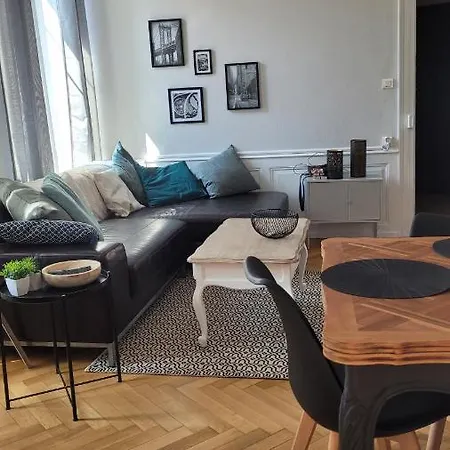 Centre 6 Couchages 3 Grandes *